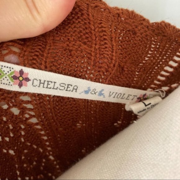 Chelsea & Violet Rust Ruffle Pointelle Sweater L - Picture 2 of 11